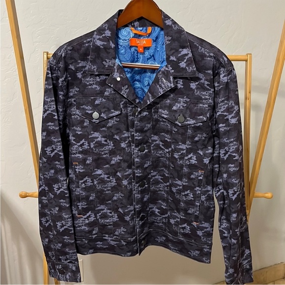 TALLIA Sport Navy Camo Print Trucker Jacket - Medium - Picture 3 of 10